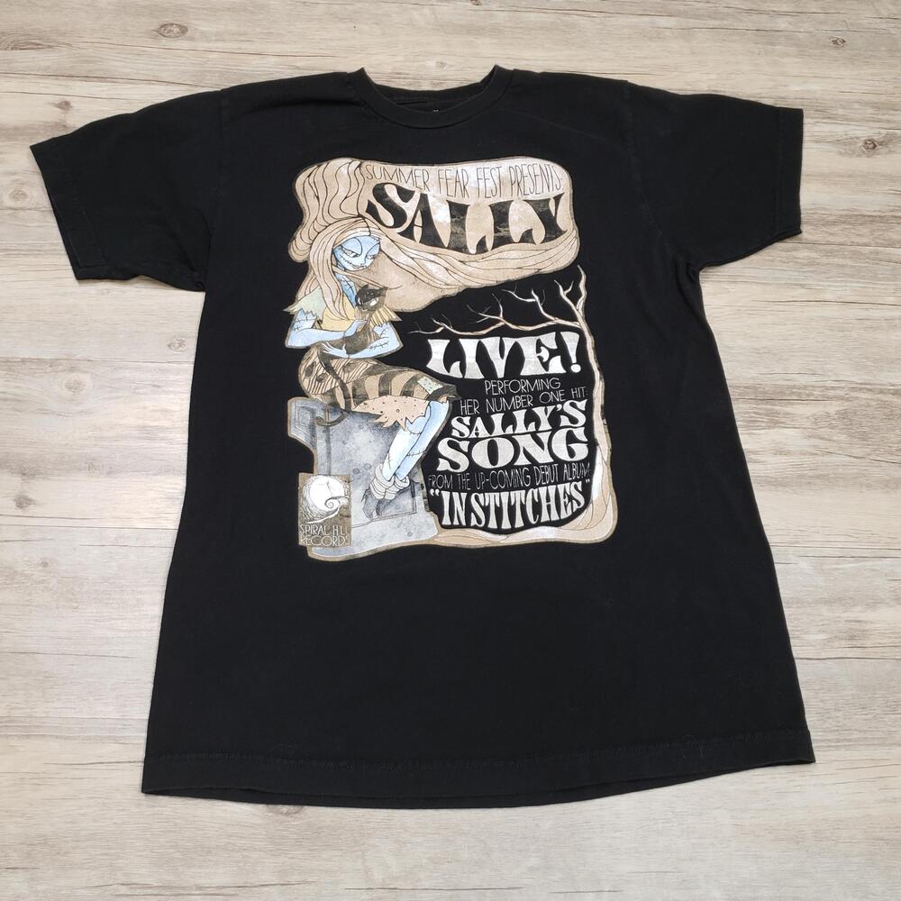 Disney Nightmare Before Christmas Shirt Womens Large Black Sally Live Graphic